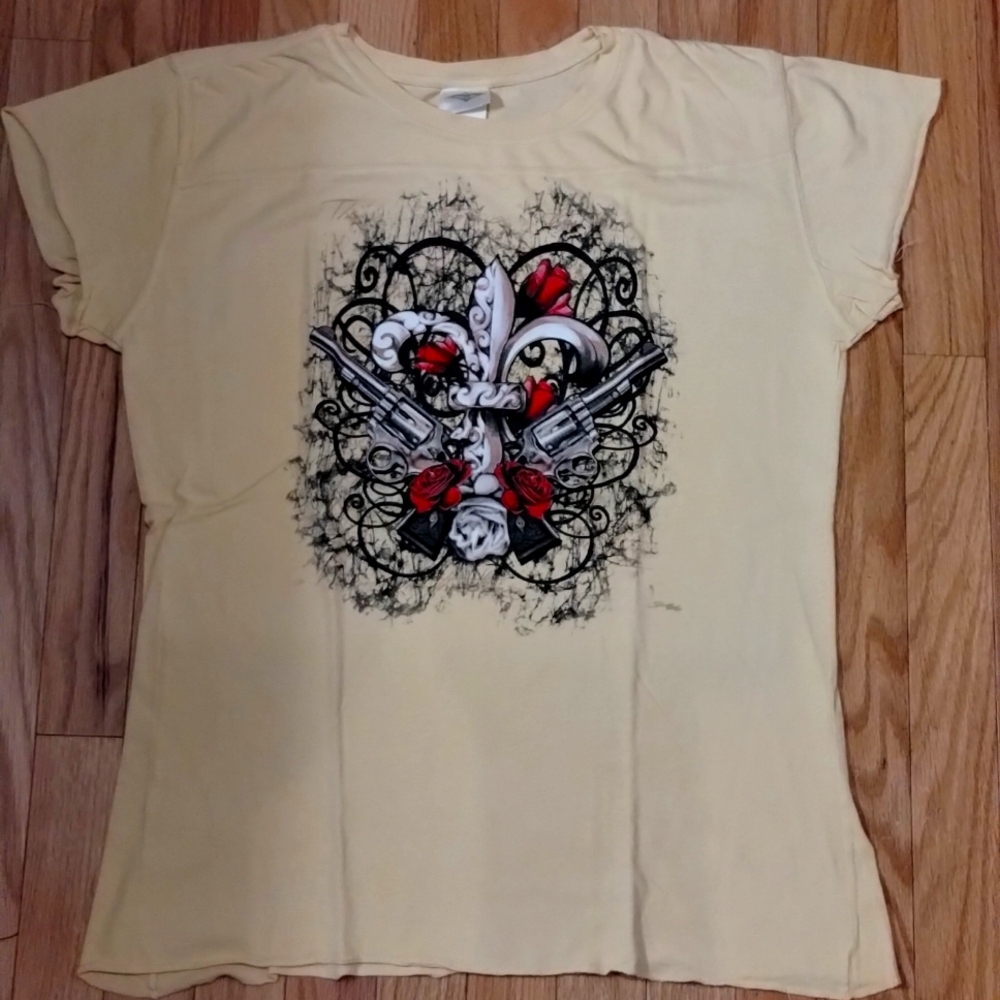 Women's Gun and Roses